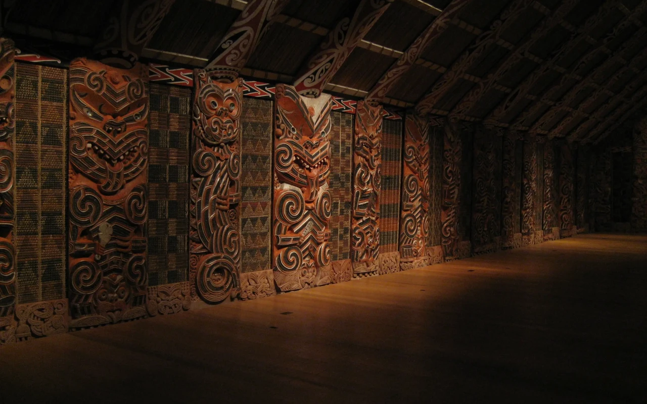 Auckland War Memorial Museum exterior view showing its historical architecture and surrounded by lush green gardens