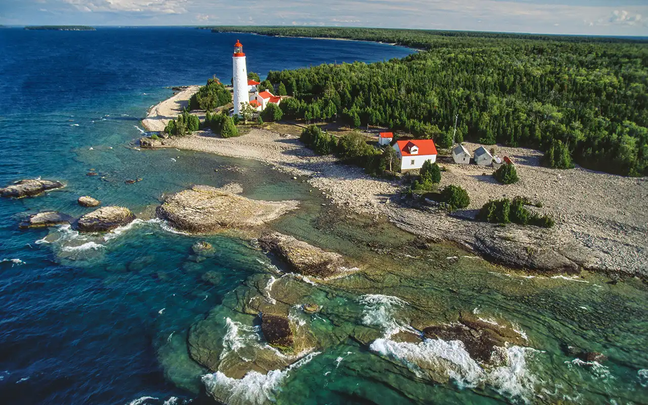 Scenic view of Bruce Peninsula National Park with lush greenery and tranquil waters