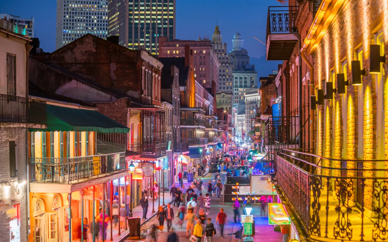 Explore the French Quarter: Experience New Orleans' Historic Charm