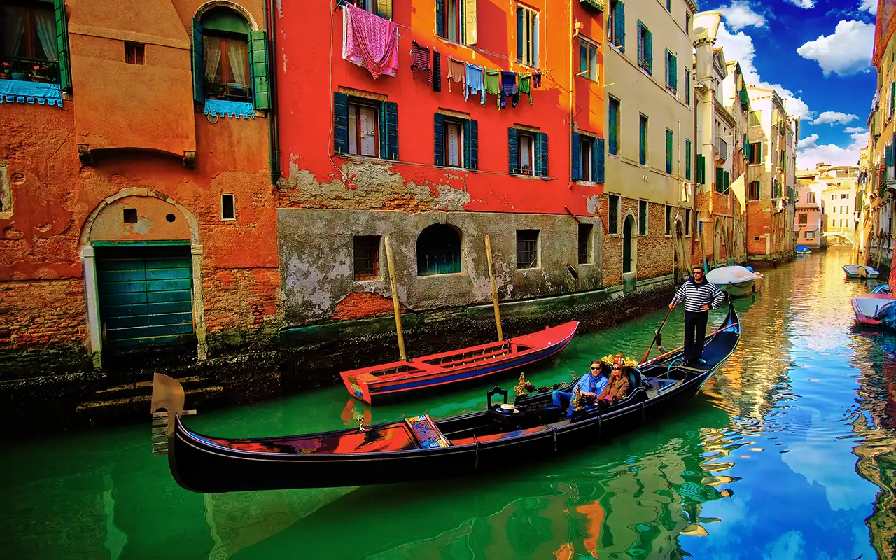 Iconic Vistas of The Grand Canal in Venice