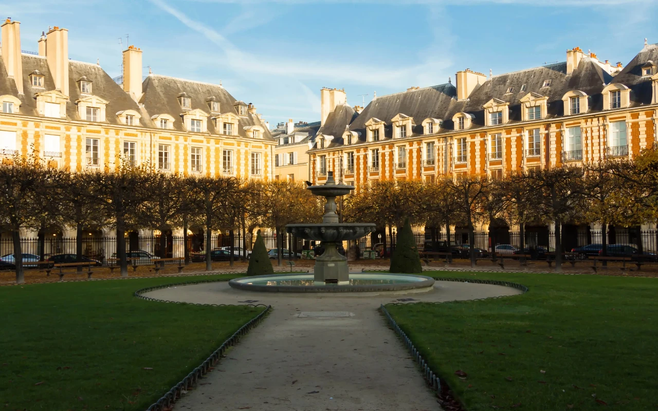 Discover the Place des Vosges: A Gem of Parisian Architecture