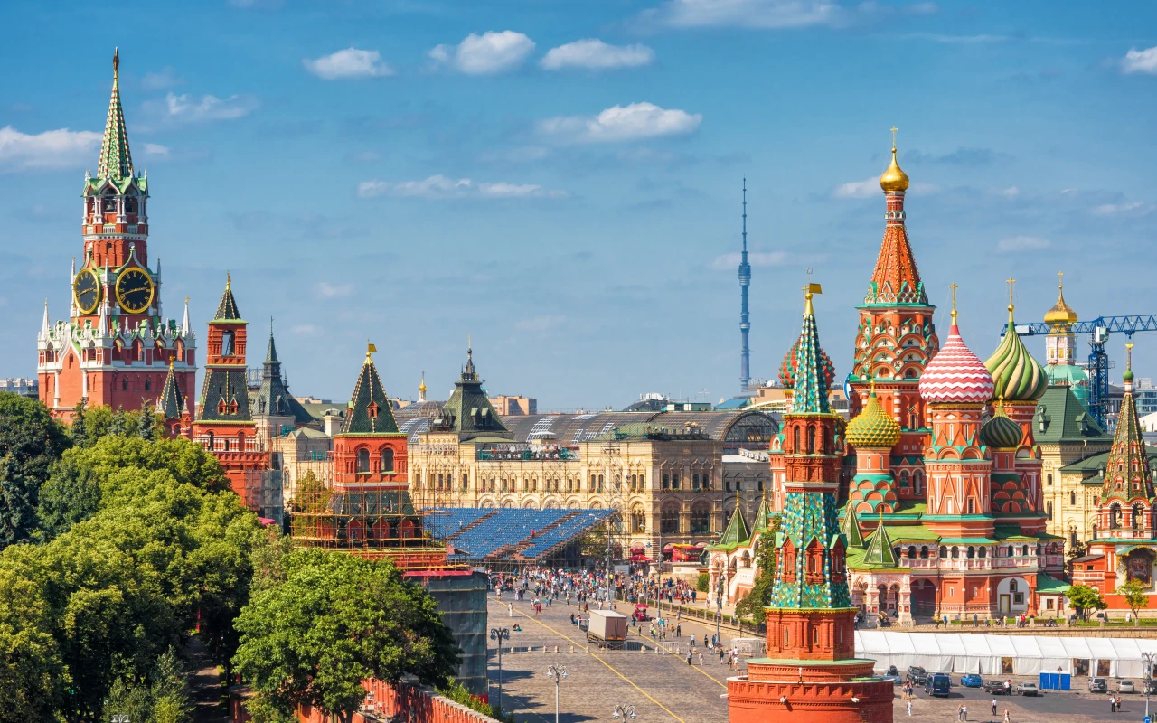 Visit Moscow: A City of Historic and Cultural Splendor