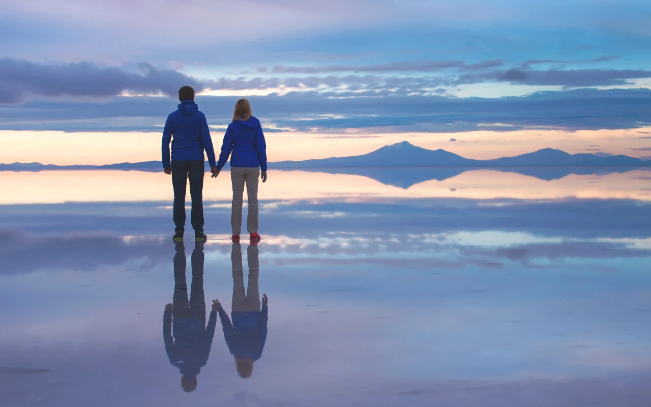 Visit the Salar de Uyuni: The World's Largest Salt Flat in Bolivia