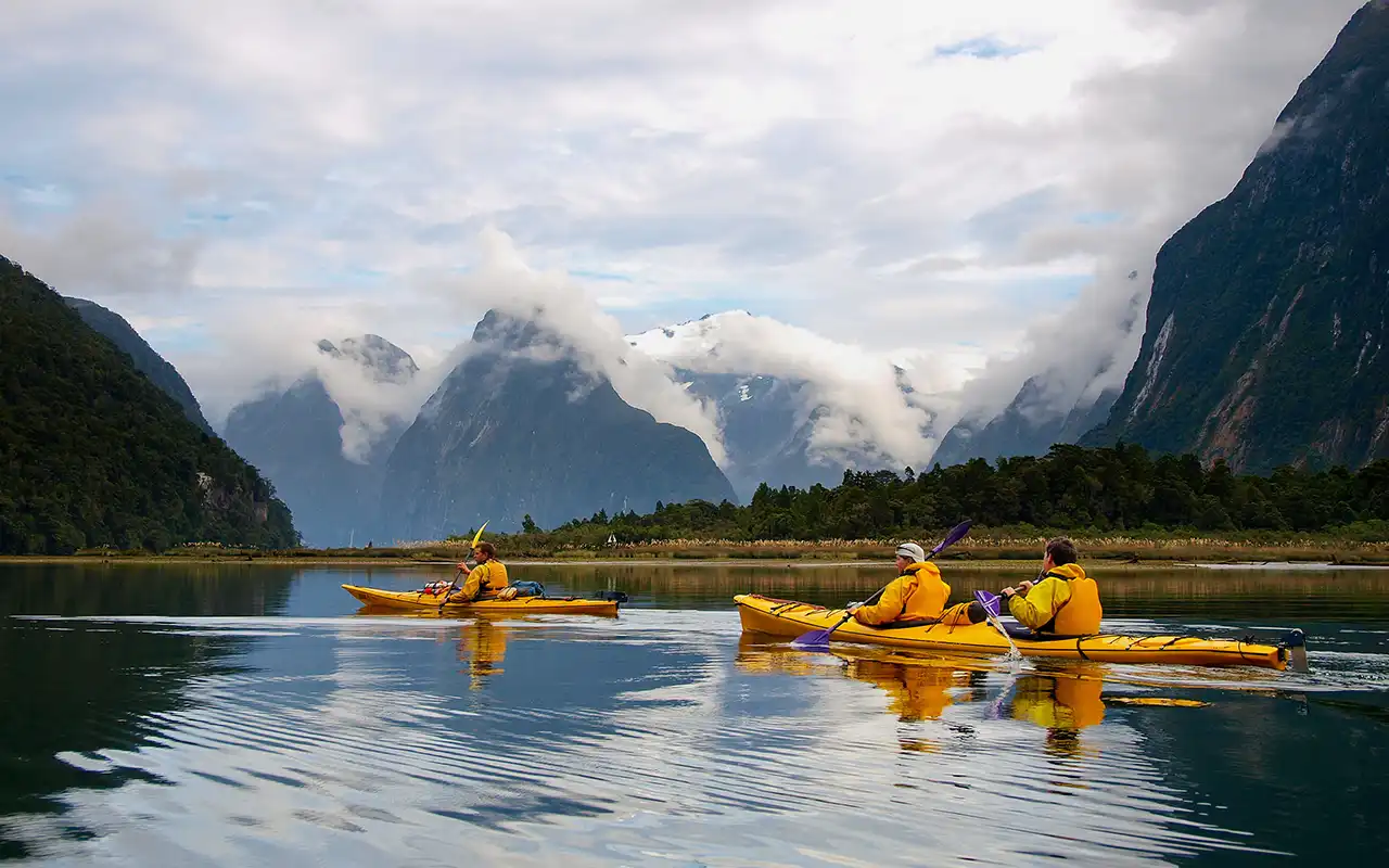 Exciting list of various activities and beautiful sights to explore in New Zealand