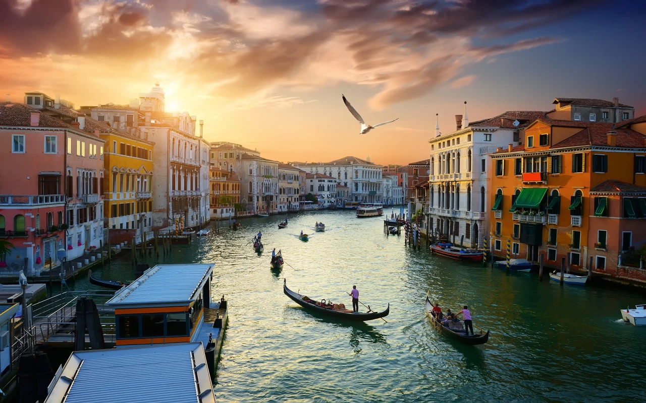 Visit Venice: A City of Canals and Romance