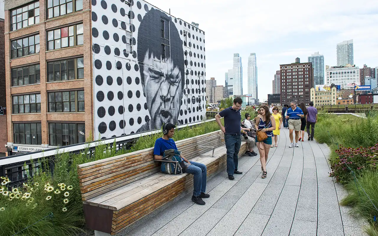 Elevated Views from The High Line Park