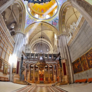 Visit the Church of the Holy Sepulchre: A Sacred Christian Site in Jerusalem