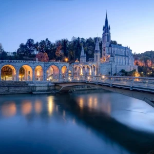 Visit the Lourdes Sanctuary: A Major Pilgrimage Site in France