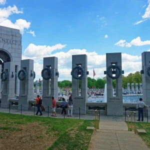 Visit the World War II Memorial: A Tribute to American Heroes