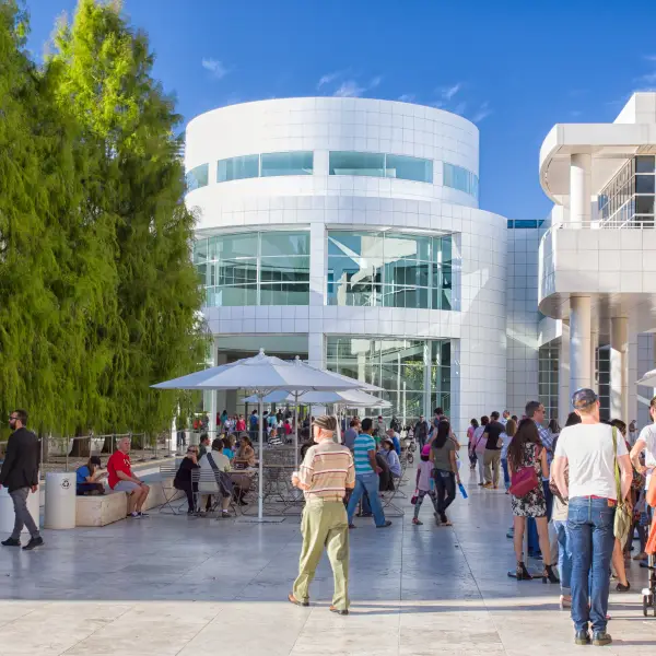 A stunning panoramic view of the Getty Center, featuring its modern architecture, lush gardens, and extensive art collection.