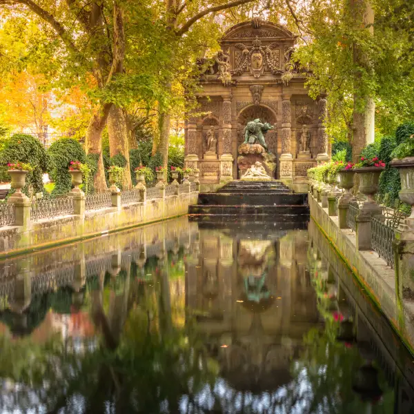 Serene Views of Luxembourg Gardens in Spring